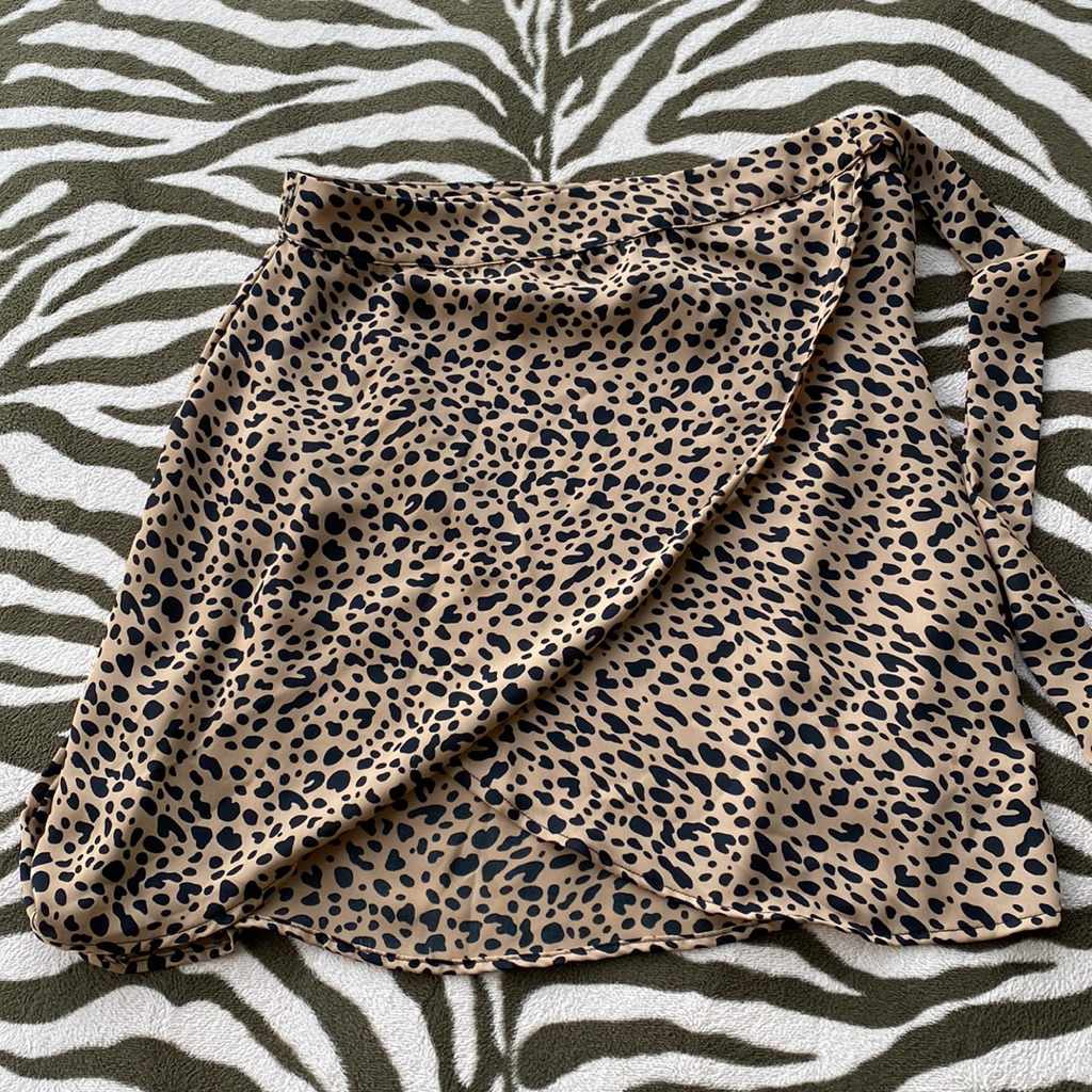 Planet Blue / Blue Life Wrap Around Animal Print Skirt Size L